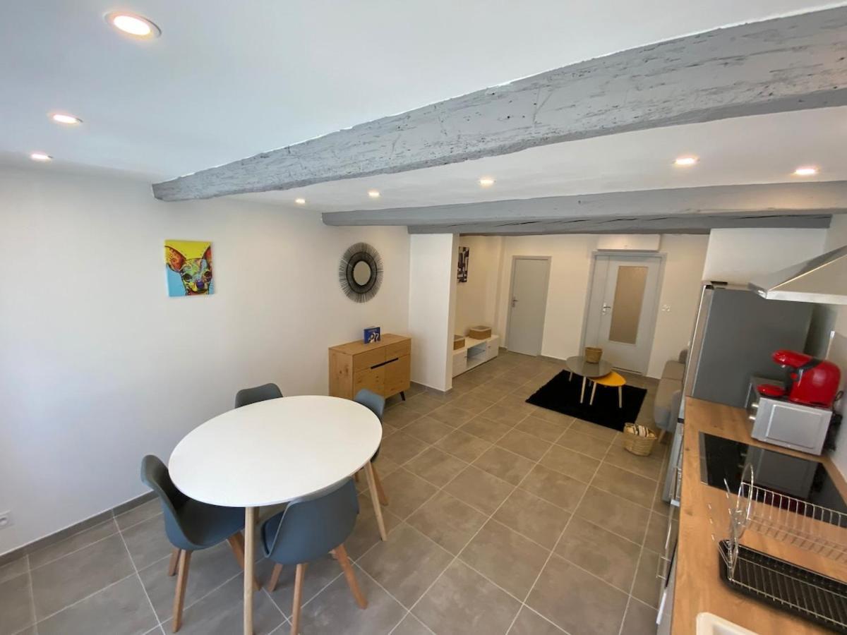 Superbe Appartement Climatise Avec Patio Монпелие Екстериор снимка